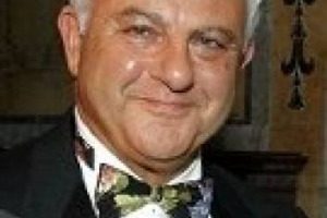 RAPPORTO USA: ECCO COME STA ANDANDO UNO DEI MERCATI DI RIFERIMENTO PER IL VINO ITALIANO ALL&rsquo;INDOMANI DELL&rsquo;ANNUS HORRIBILIS 2009. I PUNTI DI FORZA E DI DEBOLEZZA SECONDO LEONARDO LOCASCIO, PRESIDENTE DI WINEBOW, UNO DEI PI&Ugrave; IMPORTANTI IMPORTATORI