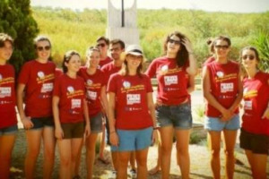 Anche quest’anno migliaia di giovani sceglieranno di passare l’estate con Libera Terra che, con E!State Liberi!, affronta e combatte il fenomeno mafioso, attraverso lo studio e la riappropriazione di terre e beni agricoli confiscati alle mafie