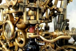 NELL&rsquo;EPOCA DEL DIGITALE, IL VINO SI APRE CON UN MECCANISMO FATTO DA 300 TRA PULEGGE, MOLLE, BRACCI, LEVE CHE SI AZIONANO A CATENA A PARTIRE DA UNA MANOVELLA. A MET&Agrave; TRA ARTE ED ARTIGIANATO, UN HOTEL INGLESE L&rsquo;HA COMPRATO PER 100.000 STERLINE