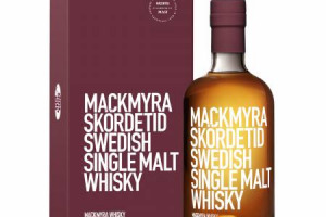 Si chiama Sk&ouml;rdetid ed &egrave; un whiskey svedese che profuma di Amarone. Risultato dall&rsquo;affinamento di sei mesi nelle botti del Costasera, &egrave; il frutto della collaborazione fra la distilleria Mackmyra e lo storico produttore della Valpolicella Masi