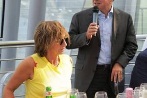 L&rsquo;Italia del vino vista da un&rsquo;americana, un austriaco e un giapponese, che parlano a chi compra il vino italiano all&rsquo;estero, nel &ldquo;Gran Tour&rdquo; oggi a &ldquo;Vino-A Taste of Italy&rdquo; a Expo. I vertici di Veronafiere-Vinitaly: &ldquo;oltre 1,5 milioni di visitatori&rdquo;