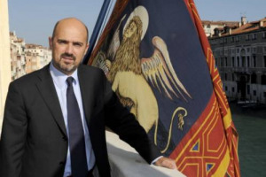 SUGLI OGM E’ SCONTRO VENETO-GALAN. L’ASSESSORE ALL’AGRICOLTURA DELLA REGIONE VENETO FRANCO MANZATO: “L’AGRICOLTURA NAZIONALE SIAMO NOI, LE REGIONI CON LE LORO IMPRESE, CUI LA COSTITUZIONE AFFIDA COMPETENZE ESCLUSIVE”