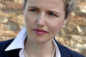 NASCE IN ITALIA UNA JOINT VENTURE TRA UN COMUNE ED UN PRODUTTORE DI VINO, PER REALIZZARE UN &ldquo;PIANO REGOLATORE&rdquo; DEL PAESAGGIO E DELL&rsquo;AMBIENTE: SAN MARTINO SULLA MARRUCINA E L&rsquo;AZIENDA MASCIARELLI REALIZZANO IN ABRUZZO UN ESEMPIO DI &ldquo;WINE POLICY&rdquo;