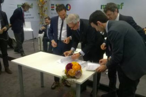 Dal Testo Unico del Vino all&rsquo;internazionalizzazione, dal ruolo del vigneto nel paesaggio agli accordi internazionali: a Vinitaly, i protagonisti del vino in &ldquo;Gli scenari di una filiera: il futuro del vino fra sostenibilit&agrave; e nuove sfide globali&rdquo;