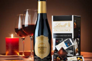 Amarone e cioccolato: protagonisti dell&rsquo;abbinamento perfetto, la griffe veneta Masi e il &ldquo;re&rdquo; del cioccolato Lindt & Spr&uuml;ngli, con il colosso del duty free Gebr. Heinemann, per offrire ai viaggiatori negli aeroporti di oltre 100 Paesi un puro piacere