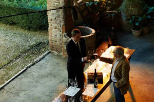 Il vino &egrave; sempre pi&ugrave; sotto i riflettori come case history positiva, e le sue aziende, i produttori e gli enologi diventano anche testimonial. Come succede, ora, per esempio, a Masi Agricola, scelta da Banca Mediolanum