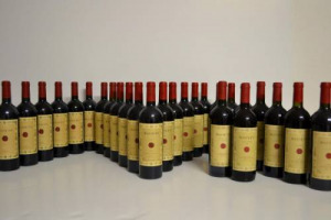 Sei bottiglie di Ch&acirc;teau P&eacute;trus 2000, aggiudicate per 19.200 euro, e la verticale quasi completa di Masseto, battuta a 12.000 euro: i top lot dell&rsquo;asta di vini di Pandolfini di scena a Milano, con Champagne Salon e Delamotte (ospiti d&rsquo;eccezione)