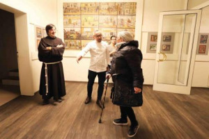 Un giudice di MasterChef alla mensa dell’Antoniano: è Bruno Barbieri “invitato speciale” per “Operazione Pane”, campagna di raccolta fondi della Onlus per le mense francescane (il 9 dicembre salirà anche sul palco della finale dello Zecchino d’Oro)