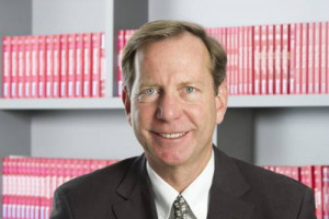 La riscossa delle grandi citt&agrave;, da Roma a Milano, una cucina italiana mai cos&igrave; in salute, con un vertice stellato solido, e che si muove su tradizione e creativit&agrave;: gli spunti della guida Michelin 2017 (e del direttore internazionale Michael Ellis)