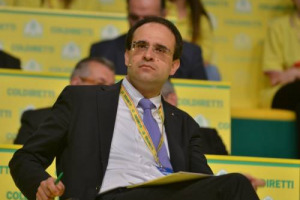 Piano nazionale Industria 4.0, “è strategica la scelta del Ministro dello Sviluppo Economico Calenda e del Premier Renzi di sostenere gli investimenti in tecnologie per agricoltura, tra settori più dinamici del made in Italy”. Così Coldiretti