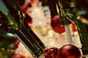 CAPODANNO: SULLA TAVOLA PI&Ugrave; DI 1,3 MILIARDI DI EURO. LA CIA STIMA IL &ldquo;BUSINESS&rdquo; DEL CENONE DI SAN SILVESTRO. DALLE LENTICCHIE AL COTECHINO, DALLO ZAMPONE ALLE SALSICCE, PER ARRIVARE A SPUMANTE E PANETTONE. MA ANCHE TANTE RICERCATEZZE ...