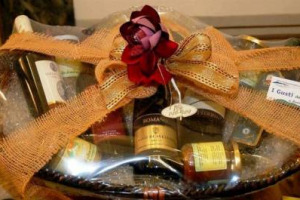 TRA LE AZIENDE ITALIANE DEL WINE & FOOD SI RESPIRA GIÁ L’ATMOSFERA DI NATALE: COMPLICE LA CRISI ECONOMICA E IL CALO DEI CONSUMI, SONO MOLTI I BRAND CHE STANNO LANCIANDO FIN DA ORA LE PROMOZIONI PER LE FESTIVITA’