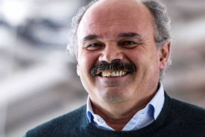 Eataly, la “creatura” di Oscar Farinetti, che con i suoi store in Italia e nel mondo ha contribuito alla diffusione del cibo made in Italy di qualità, compie 11 anni, e festeggia insieme al movimento che l’ha ispirata: Slow Food (domani a Torino)