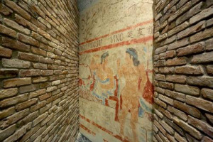 La &ldquo;biblioteca&rdquo; di Bacco, la Domus Vinii, i colori e i profumi del vino: domani con Expo apre &ldquo;Vino - A Taste of Italy&rdquo;, padiglione dell&rsquo;esperienza vitivinicola italiana (inaugurazione ufficiale il 23 maggio, con il Ministro Maurizio Martina)