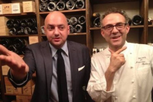 Il vino nell&rsquo;alta ristorazione va bene, all&rsquo;insegna del &ldquo;meno ma meglio&rdquo;, con una clientela sempre pi&ugrave; competente e pronta al confronto. Parola di Giuseppe Palmieri, sommelier de &ldquo;L&rsquo;Osteria Francescana&rdquo; di Bottura, locale n. 1 per &ldquo;L&rsquo;Espresso&rdquo;