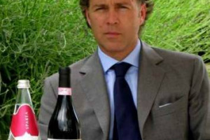 IL TERRITORIO D&rsquo;ORIGINE? NON VALE SOLO PER IL VINO, MA ANCHE PER L&rsquo;ACQUA. PAOLO DAMILANO, ALLA GUIDA DELLE IMPORTANTI CANTINE PIEMONTESI E ACQUA SPAREA, UNO DEI MARCHI DI FAMIGLIA DELLE MINERALI: &ldquo;TERRITORIO IMPORTANTE COME ELEMENTO DI DISTINTIVIT&Agrave;&rdquo;