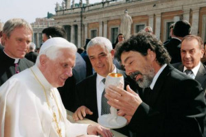 DALLA FRANCIACORTINA LA MONTINA DI MONTICELLI BRUSATI LA “FIASCA DEL PELLEGRINO” RAGGIUNGE IL PAPA BENEDETTO XVI