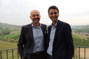 “Grande attenzione a Barolo e Barbaresco, che hanno fatto grande il territorio, ma valorizzare le altre produzioni di Langa, anche bianchiste, e sinergie con Roero e Alta Langa”: a WineNews il presidente del Consorzio “barolista” Orlando Pecchenino