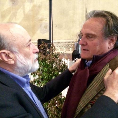 Uno scambio di sguardi tra Carlin Petrini e Jacopo Biondi Santi