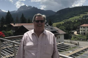 &Egrave; Pio Boffa, alla guida della storica cantina del Barolo Pio Cesare, una delle poche ancora completamente attive e operanti nel centro di Alba, il vincitore del &ldquo;Premio Khail 2017&rdquo;, assegnato da Civilt&agrave; del Bere a VinoVip a Cortina