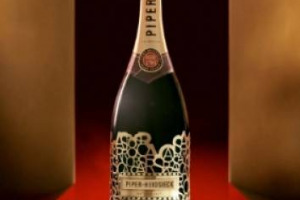 Oltre che dai vini targati Francis Ford Coppola, la notte degli Oscar sar&agrave; bagnata anche dalle bollicine di Piper-Heidsieck: la griffe del gruppo francese Epi sar&agrave; la bollicina ufficiale del &ldquo;capodanno di Hollywood&rdquo;, ovvero gli 89esimi Academy Awards