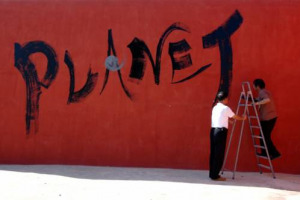 GIAPPONE: “LA PRIMAVERA ITALIANA” ARRIVA DA UN ALTRO ‘PLANETA’. YOSHIKAWA, MASSIMO INTERPRETE DELLA CALLIGRAFIA ARTISTICA, UN’ALTISSIMA FORMA D’ARTE, VERGHERA’ L’IDEOGRAMMA DI PRIMAVERA CON IL SANTA CECILIA COME TRIBUTO ALLA SICILIA DEI GRANDI VINI