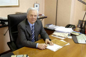 PREZZI UVE A -40%, MA AL RISTORANTE RICARICHI SUPERIORI DI 5 VOLTE: A DIRLO IL PRESIDENTE DI ASSOENOLOGI PREVARIN. IL DIRETTORE MARTELLI: “FARE SQUADRA” E “CREARE UNO SPORTELLO UNICO PER I CONTROLLI. 25% DEL LAVORO DEGLI ENOLOGI E’ BUROCRAZIA”