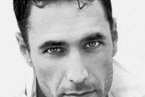 RUMORS - RAOUL BOVA, UNO DEI DIVI ITALIANI PIU’ FAMOSI, DIVENTA PRODUTTORE VINICOLO: L’ATTORE ROMANO AVREBBE ACQUISTATO UNA TENUTA A LIPARI, NELLE EOLIE, PER PRODURRE LA CELEBRATA MALVASIA ... L’ENNESIMO COLPO DI FULMINE TRA VINO E SPETTACOLO
