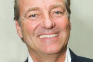 L&rsquo;ITALIA DEL VINO IN GERMANIA VINCE GRAZIE ALLA TIPICIT&Agrave; E AL FASCINO DELL&rsquo;ITALIAN STYLE. A PROWEIN LO SPIEGANO A WINENEWS GLI IMPORTATORI TOP DI CANTINE ITALIANE: DA NINO CONSIGLIO (CONSIGLIO VINI) A ANTON R&Ouml;SSNE (WEINLAND ARIANE ABAYAN)