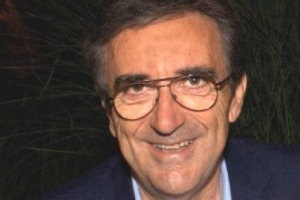 A RICCARDO COTARELLA, TRA GLI ENOLOGI ITALIANI PI&Ugrave; AFFERMATI A LIVELLO MONDIALE, LA LAUREA HONORIS CAUSA IN SCIENZE AGRARIE DALL&rsquo;UNIVERSIT&Agrave; DELLA TUSCIA. PRIMA DI LUI NELL&rsquo;ATENEO DI VITERBO UN SOLO CASO: GIULIO ANDREOTTI