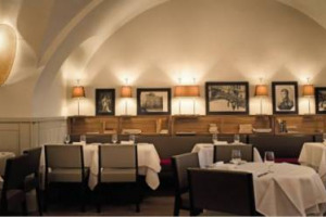 A PRANZO O A CENA ANCHE L’OCCHIO VUOLE LA SUA PARTE: A MILANO “SPAZIO FMG PER L’ARCHITETTURA” CON “ITALIA PER INTERNI - ARCHITETTURE DEL GUSTO” (10 GIUGNO) METTE IN MOSTRA I MIGLIORI PROGETTI DI INTERIOR DESIGN PER RISTORANTI. ECCO QUALI SONO ...