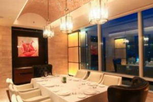 SI ACCENDE “UNA LUCE” MADE IN ITALY SU BANGKOK: DOPO MOSCA E SAN FRANCISCO, 26 DICEMBRE, APRE I BATTENTI IL PRIMO “RISTORANTE LUCE” NEL CONTINENTE ASIATICO GRIFFATO “LUCE DELLA VITE”, UNO DEI MARCHI PIÙ FAMOSI DELL’ITALIA DEL VINO TRADOTTO IN CUCINA