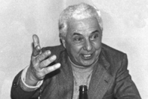 “ONORIAMO I BUONI VINI D’ITALIA”: COSI’ SCRIVEVA IL POETA ARETINO E MAESTRO DI OTTAVA RIMA EDILIO ROMANELLI, CHE LODAVA LE BONTA’ ENOLOGICHE DI TUTTA LA PENISOLA. UNA TESTIMONIANZA DI AFFETTO PER IL VINO OGGI PIU’ OPPORTUNA CHE MAI