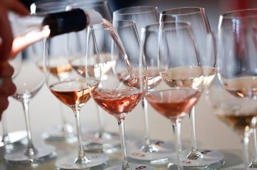Successo dei vini rosati: la produzione cresce ad alti ritmi a livello globale, grazie alla Provenza, che apre#mercati anche ad Italia