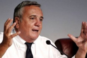 DA VINITALY UN MESSAGGIO IMPORTANTE PER IL MONDO DEL VINO: TRA I VALORI RICONOSCIUTI ALLA SUA FILIERA C’E’ ANCHE QUELLO DI FAVORIRE L’INTEGRAZIONE RAZZIALE. COSI’ IL MINISTRO DEL LAVORO E DELLE POLITICHE SOCIALI MAURIZIO SACCONI