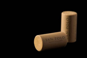 DOPO IL RICONOSCIMENTO CON CUI CASA CLIMA WINE HA PREMIATO SAN POLO, L&rsquo;AZIENDA DEL BRUNELLO DELLA FAMIGLIA ALLEGRINI, DIVENTA A IMPATTO ZERO ANCHE NELLA CHIUSURA, GRAZIE AL TAPPO NATURALE DI NOMACORC AD IMPATTO AMBIENTALE ZERO