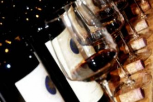 L&rsquo;ALTA ENOLOGIA ITALIANA E FRANCESE IN ASTA A FIRENZE DA PANDOLFINI: SASSICAIA 1968 A 1.200 EURO, MAGNUM DI BAROLO MONFORTINO 1955 A 1.700 EURO; 12 CHATEAU LAFITE ROTHSCHILD 1986 A 12.000 EURO E BOTTIGLIA MONTRACHET LA ROMANEE CONTI 2002 A 2.900 EURO