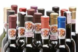 E&rsquo; LA PIU&rsquo; PICCOLA DOCG D&rsquo;ITALIA, CHE RACCHIUDE IN BOTTIGLIA UNO DEI VINI ITALIANI PIU&rsquo; ANTICHI, UN PRODOTTO DI NICCHIA COLTIVATO DA SEMPRE IN UN&rsquo;AREA CHE E&rsquo; COME UN GIARDINO: CONVEGNO SUL MOSCATO DI SCANZO IL 10 NOVEMBRE A CENATE SOPRA (BERGAMO)