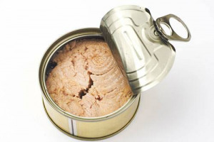 DISPENSA CHE VAI SCATOLETTA CHE TROVI: IL TONNO IN SCATOLA RIMANE INFATTI UN “MUST” PER GLI ITALIANI, PRESENTE NEL 96% DELLE DISPENSE DELLE FAMIGLIE. A DIRLO SONO I DATI DI ANCIT - ASSOCIAZIONE NAZIONALE CONSERVIERI ITTICI