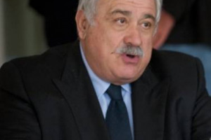 IL PROFESSOR ATTILIO SCIENZA, UNO DEI MASSIMI STUDIOSI DI VITICOLTURA DEL MONDO, A WINENEWS: &ldquo;CENSIRE I PATRIARCHI, CREARE LA MAPPA PER LA LORO CONSERVAZIONE E CREARE DEI BREEDING GARDEN DOVE CONSERVARE LE VITI MOLTIPLICATE DELLE VITI CENTENARIE&rdquo;