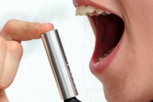 USA: UNO SPRAY PER UBRIACARSI: L&rsquo;ULTIMA TROVATA DI DAVID EDWARDS, PROFESSORE DI HARVARD E CREATORE DEL &ldquo;WAHH QUANTUM SENSATIONS&rdquo;, UNO SPRAY ORALE CHE RILASCIA AD OGNI APPLICAZIONE UNA PICCOLA DOSE DI ALCOL