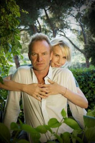 La rockstar e vignaiolo Sting e la moglie Trudy Styler