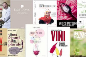 Libri sotto l&rsquo;albero? Con i consigli di WineNews, per Natale, ecco 10 volumi per food & wine lovers, tra ricette di grandi chef e storie di vignerons, ma anche libri e giochi per piccoli appassionati di enogastronomia, food design ed i calendari 2018
