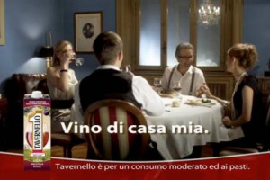 ANCHE IL TAVERNELLO PUNTA SULL&rsquo;EXPORT: GIA PRESENTE IN UK, GIAPPONE, CINA, RUSSIA E GERMANIA, IL MARCHIO DEL GRUPPO CAVIRO INVESTE 1,350 MILIONI DI EURO &ldquo;NETTI&rdquo; PER LA NUOVA CAMPAGNA PUBBLICITARIA DEL VINO IN BRICK. PUNTANDO SUI VALORI DELL&rsquo;ITALIA