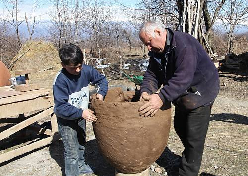 I segreti della terracotta per il vino tramandati tra generazioni