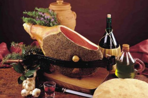 LA TOSCANA &ldquo;FELIX&rdquo; SI PREOCCUPA PER IL FUTURO DEI GRANDI VINI, AMBASCIATORI DI IMMAGINE DELLA REGIONE NEL MONDO. IL CONSIGLIERE PD, NICOLA DANTI, SCRIVE AL PRESIDENTE MARTINI: &ldquo;SOSTENIAMO I PRODUTTORI TOSCANI&rdquo; E LANCIA L&rsquo;IDEA DEGLI &ldquo;STATI GENERALI&rdquo;