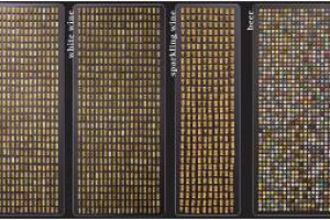 Quante bottiglie di birra, vino e superalcolici beve un italiano nella sua vita? Tante: 3.798. Come i tappi di &ldquo;Uncorked Life&rdquo;, l&rsquo;installazione artistica di 6,6 metri realizzata da Labrenta, azienda vicentina delle chiusure del vino e degli alimenti