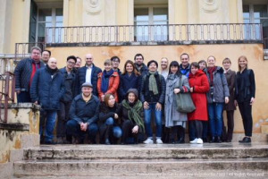 Dopo tre giornate di studio, lezione e degustazione nel territorio dell&rsquo;Amarone, con 21 esperti del mondo del vino giunti da ogni continente, il Consorzio della Valpolicella ha nominato i primi sei &ldquo;Wine Specialist della Valpolicella&rdquo;