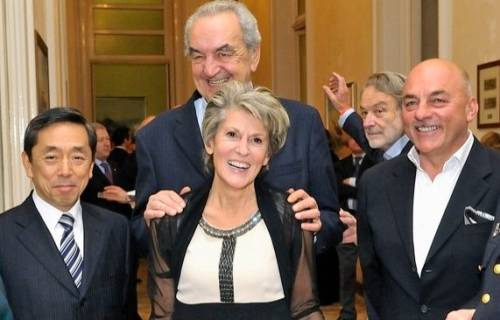 Da sinistra il Console del Giappone Shigemi Jomori con Ornella Venica Bruno Pizzul e Gianni Venica