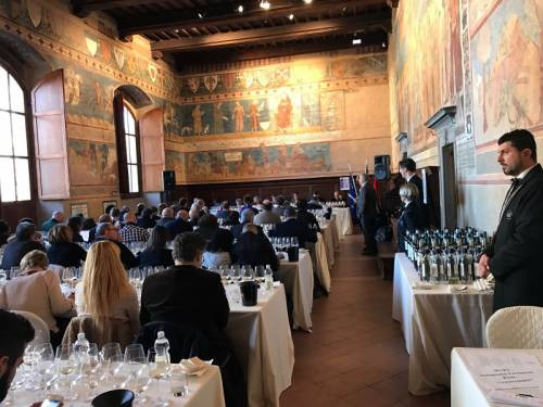 La storica Vernaccia di San Gimignano è senz’altro il bianco per eccellenza della Toscana
